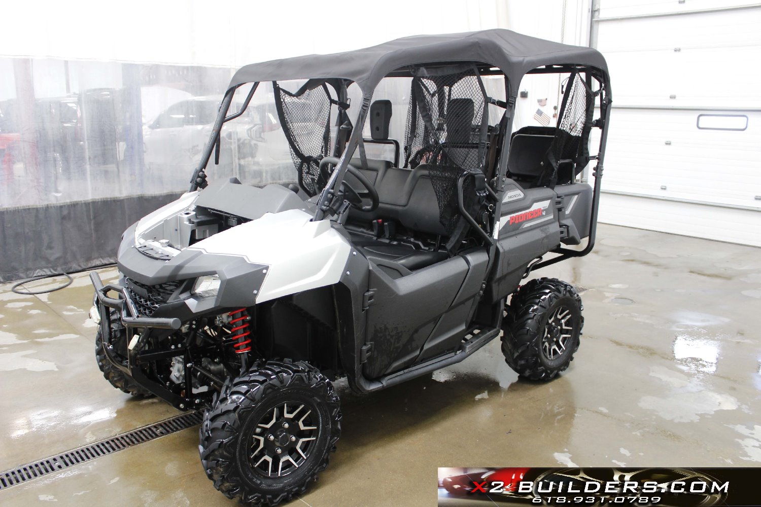 2017 Honda Pioneer 700-4 Deluxe