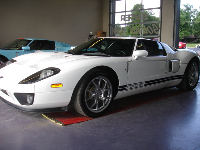 2005 Ford GT