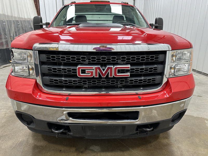 Salvage 2011 GMC Sierra 3500HD 4x4 | X2 BUILDERS