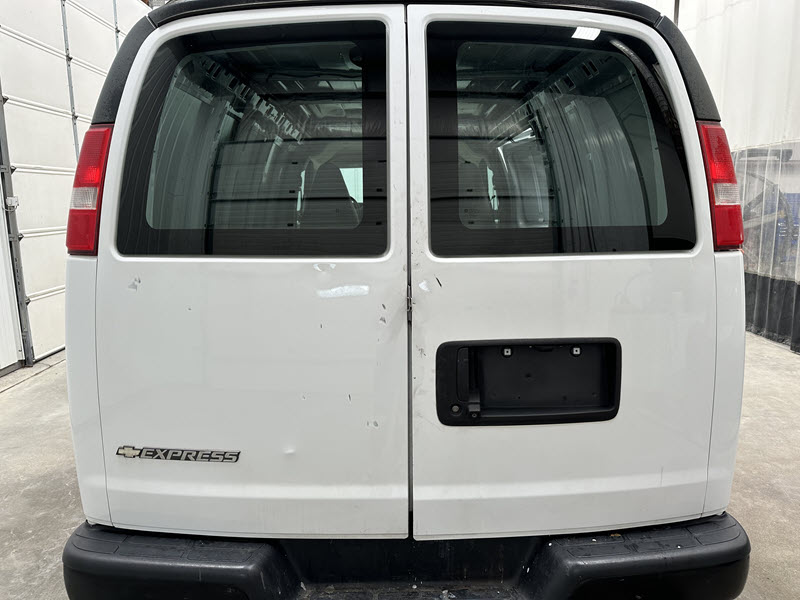 Salvage 2018 Chevrolet Express G2500 | X2 BUILDERS